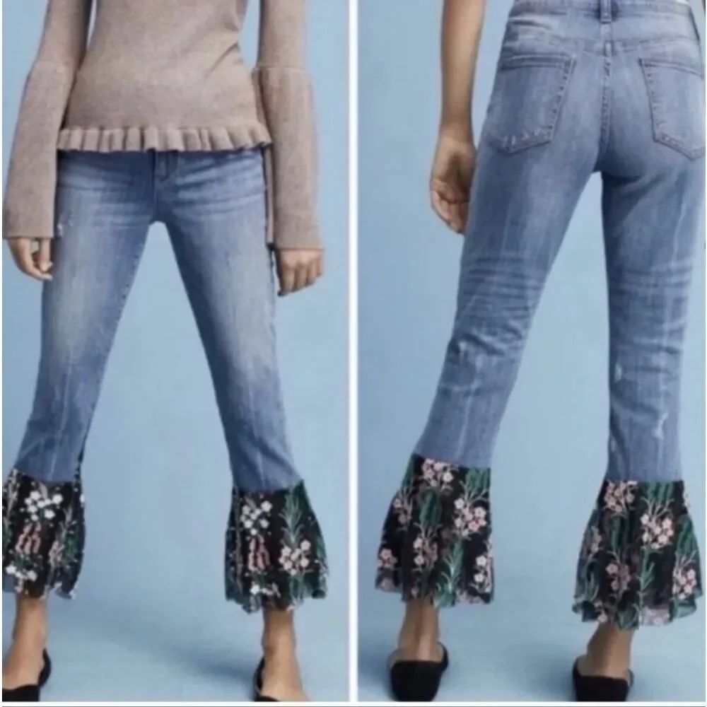 Pilcro Anthropologie Flare Flounce Floral Lace Bell Hem Bottom Jeans sz 30 EUC